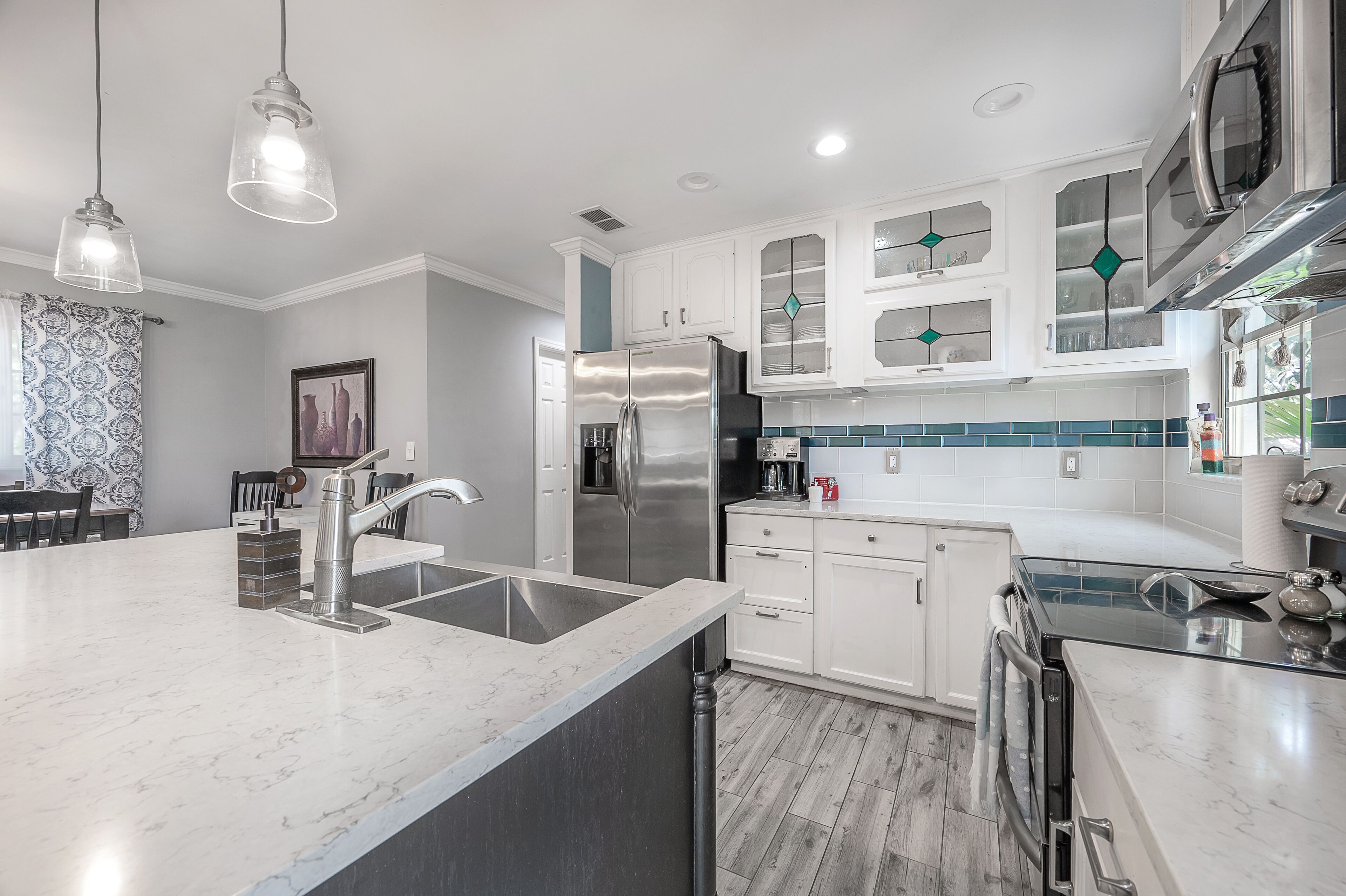 Home with view of the Hillsborough River (pet friendly)