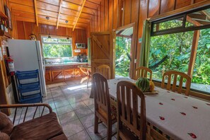 Kabin Keluarga | Dapur pribadi