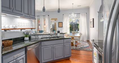 Serenity Willow - 3BR near Chelsea w/ Fenced Yard