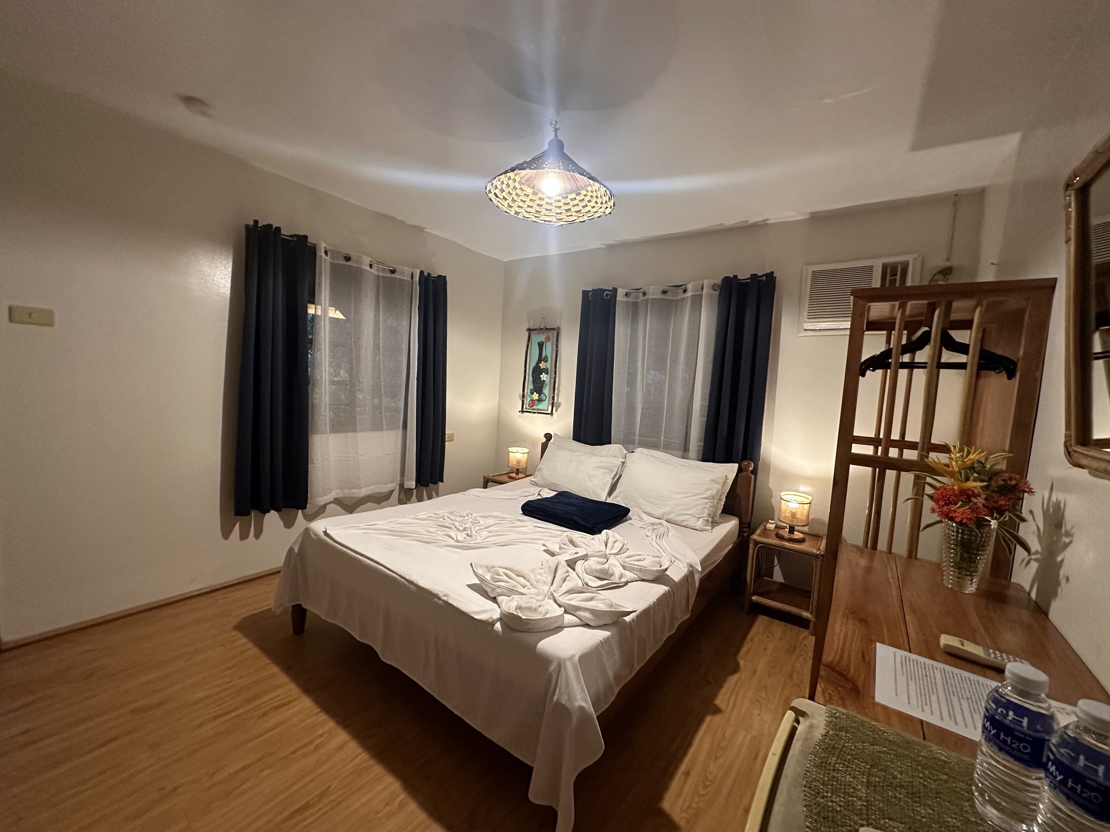 Standard Double Room Single Use, 1 Queen Bed, Lanai, Garden Area