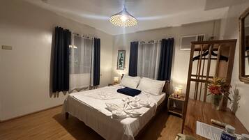 Standard Double Room Single Use, 1 Queen Bed, Lanai, Garden Area