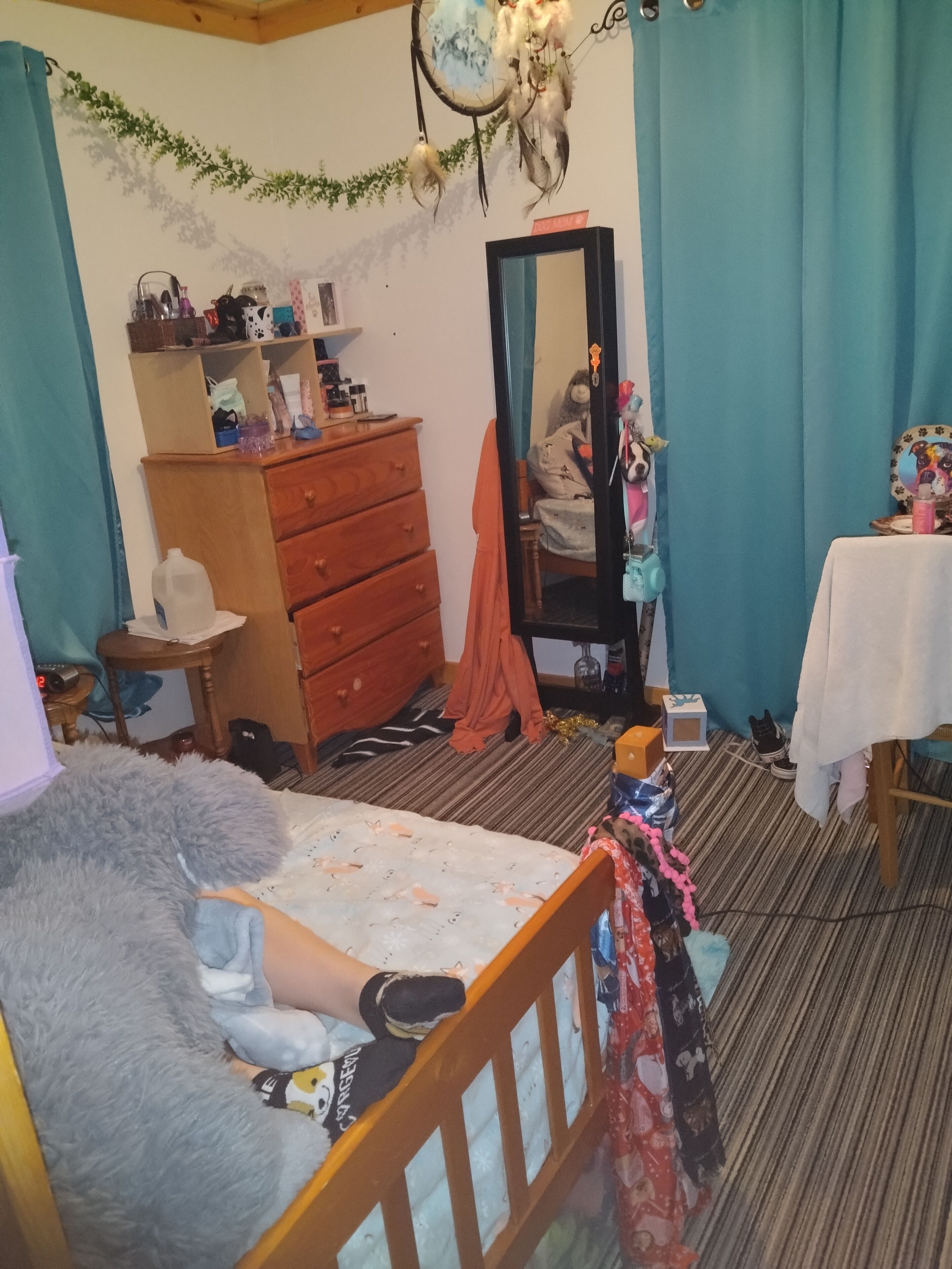 Small bungalow with hot tub near chicago