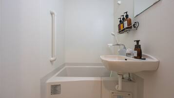 Deluxe Twin Room, Non Smoking (check-in is not available after 11PM) | Bathroom | Combined shower/tub, free toiletries, hair dryer, electronic bidet