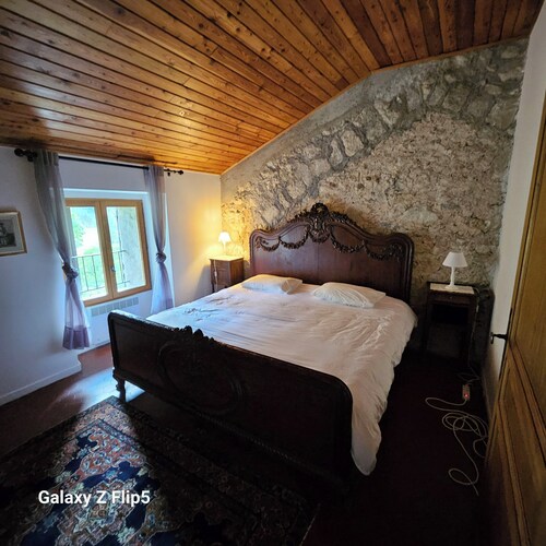 Large renovated farm