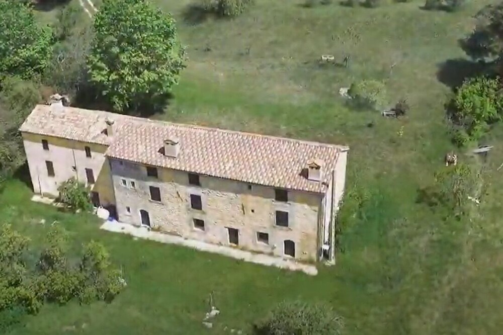 Large renovated farm