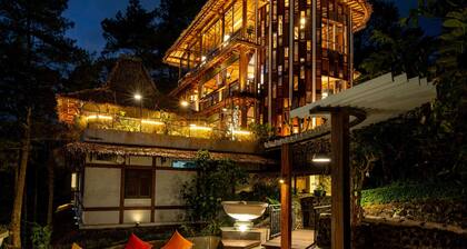 TIRA VILAGNA SUITES & SPA