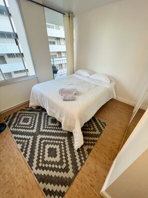 2 soverom, strykejern/-brett, wi-fi og sengetøy