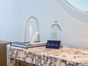 Combined shower/bathtub, hair dryer, towels, soap