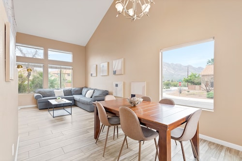 Perfect Escape with Pool and Epic Views