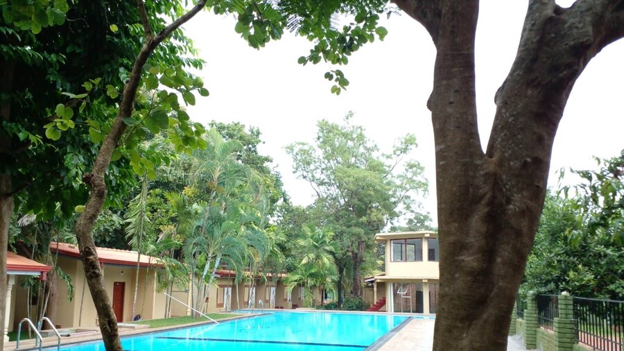 Lavendish Country Resort