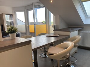 Dining - Apartment house "Charibi" a well-kept residential complex near the beach (Dahme)