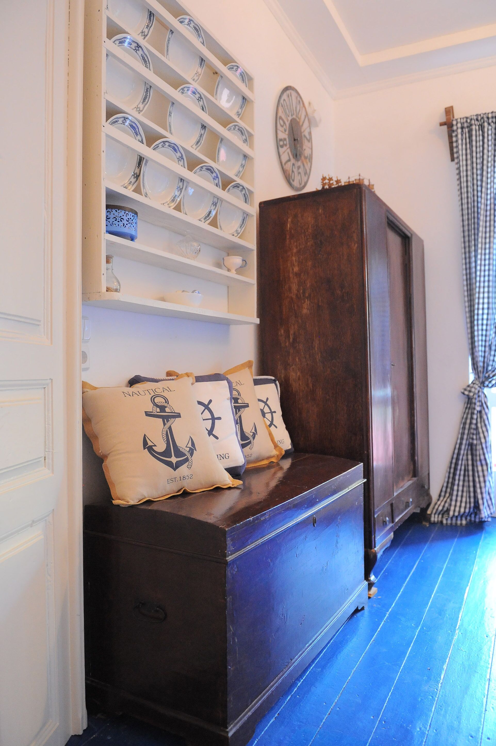 ทราดิชันนัลดูเพล็กซ์, 1 ห้องนอน | บริเวณนั่งเล่น | ทีวีจอแบน 30 นิ้ว พร้อมช่องดิจิตอล, ทีวี