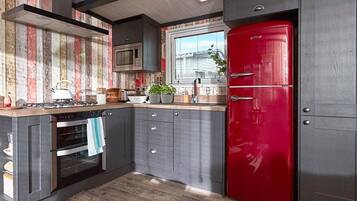 Fridge, microwave, oven, electric kettle