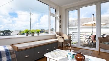 Cottage | Interior