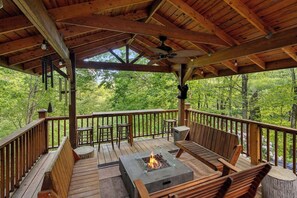 Property grounds - One of a kind, Creek Front Lodge 3 floors, 2 kitchens, long distance views. (MARS HILL)