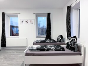 Basic Apartment, 2 Single Beds - Hochwertige Studios für Monteure (Stemshorn)