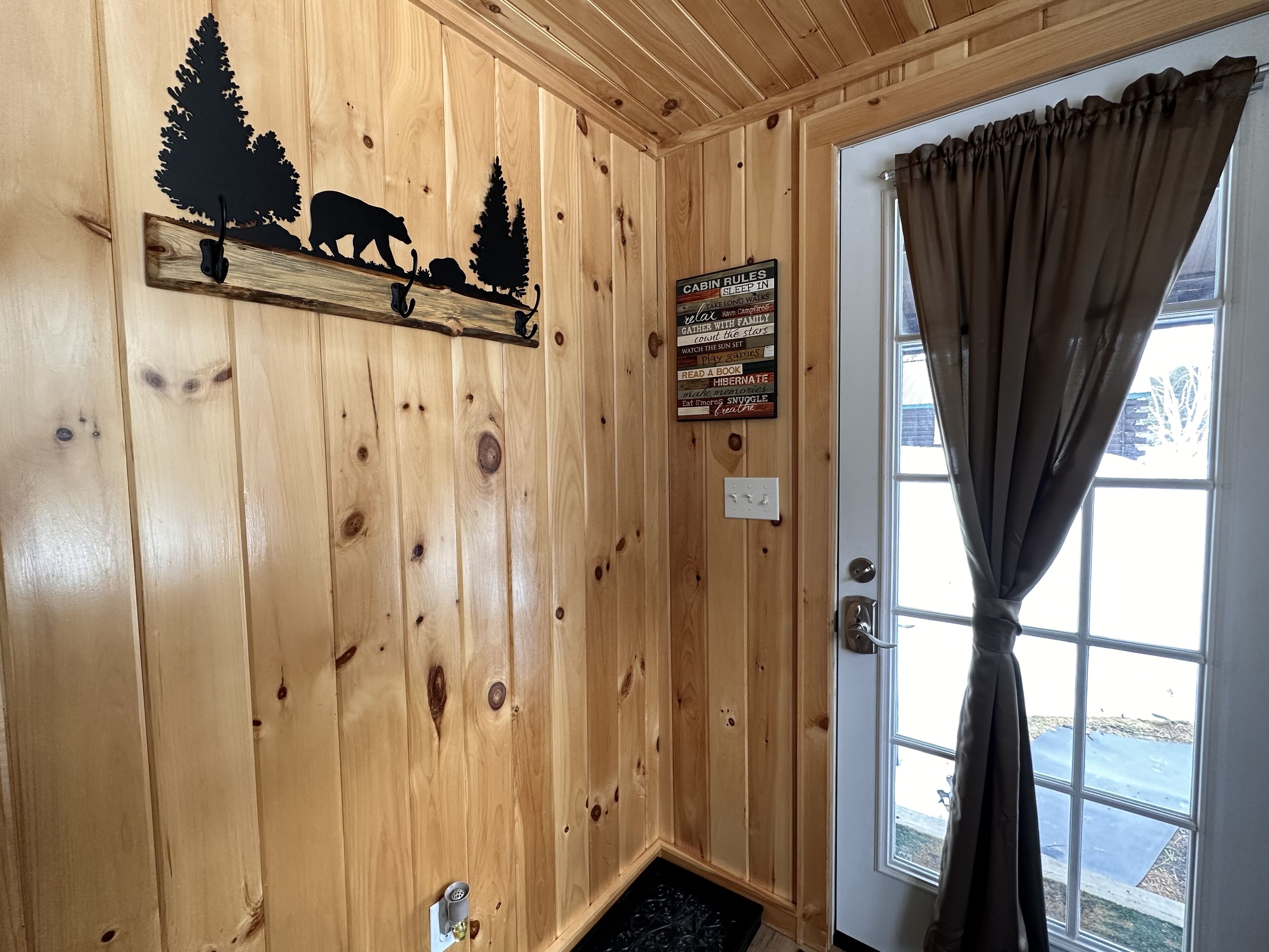 Cozy Bear Cabin