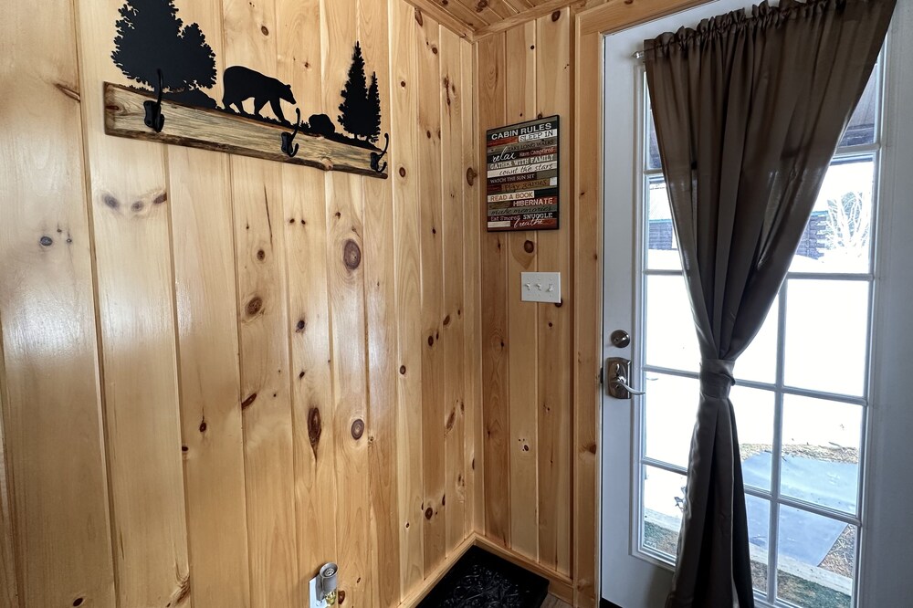 Cozy Bear Cabin