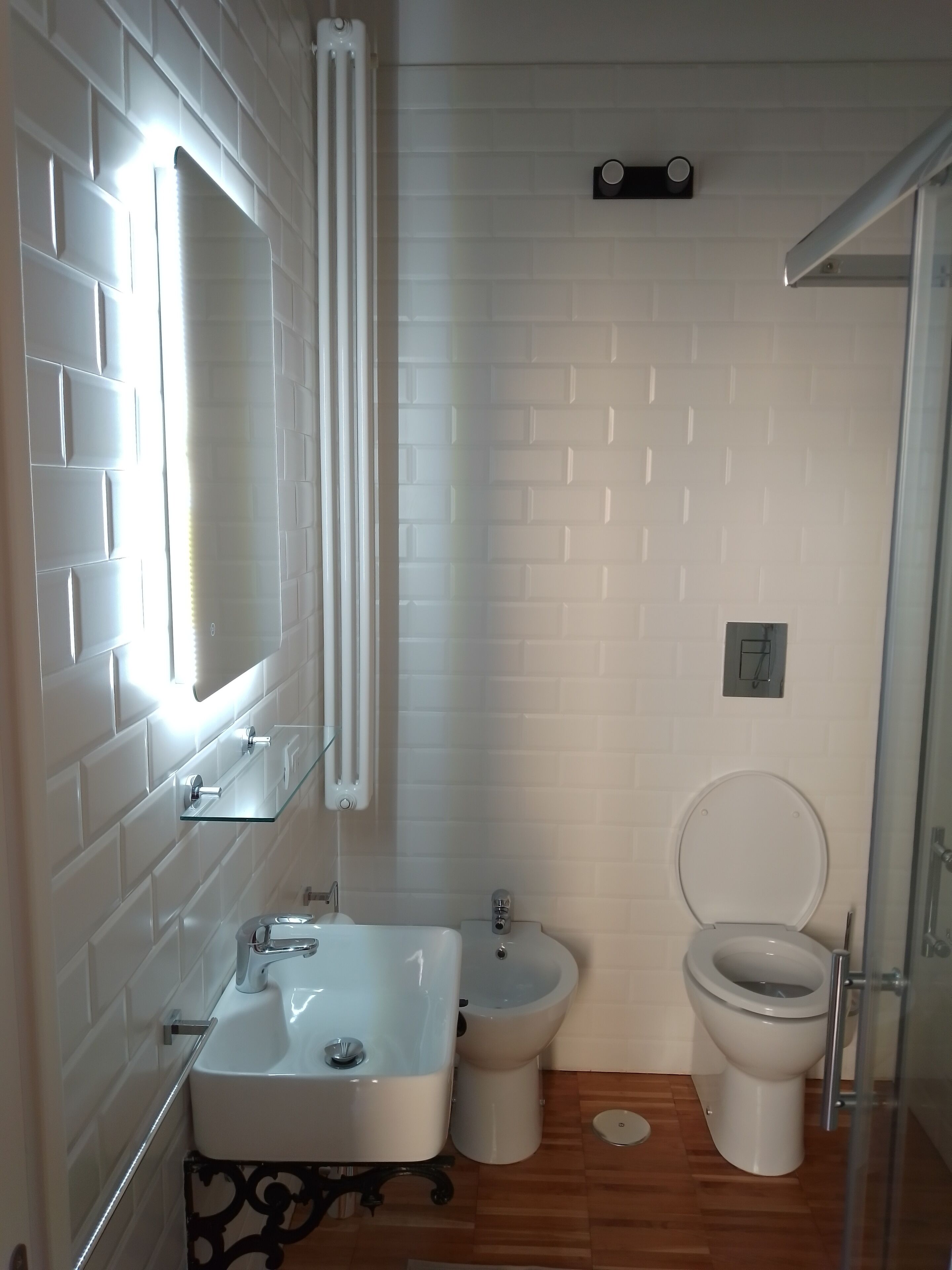 old center apartment 800 m from the central station 