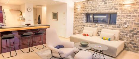 Apartment | Living area