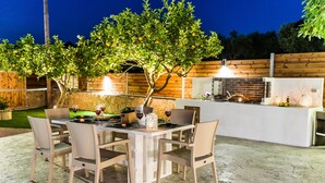 BBQ/picnic area - Anatoli Villa (Zakynthos)
