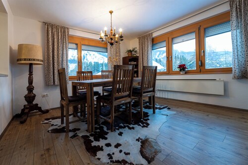 Cozy Apartma Lana near mountains in Slovenia!