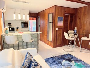 40-cm flat-screen TV with cable channels, Smart TV - Nature View #2 (Fort Myers Beach)