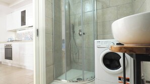 Shower, hair dryer, towels - Corte Nizza - Historic center, WiFi, AC, 4 guests (Taviano)