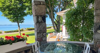 The Castle Cottage - 63 Beach - Weque - Private Lake Access