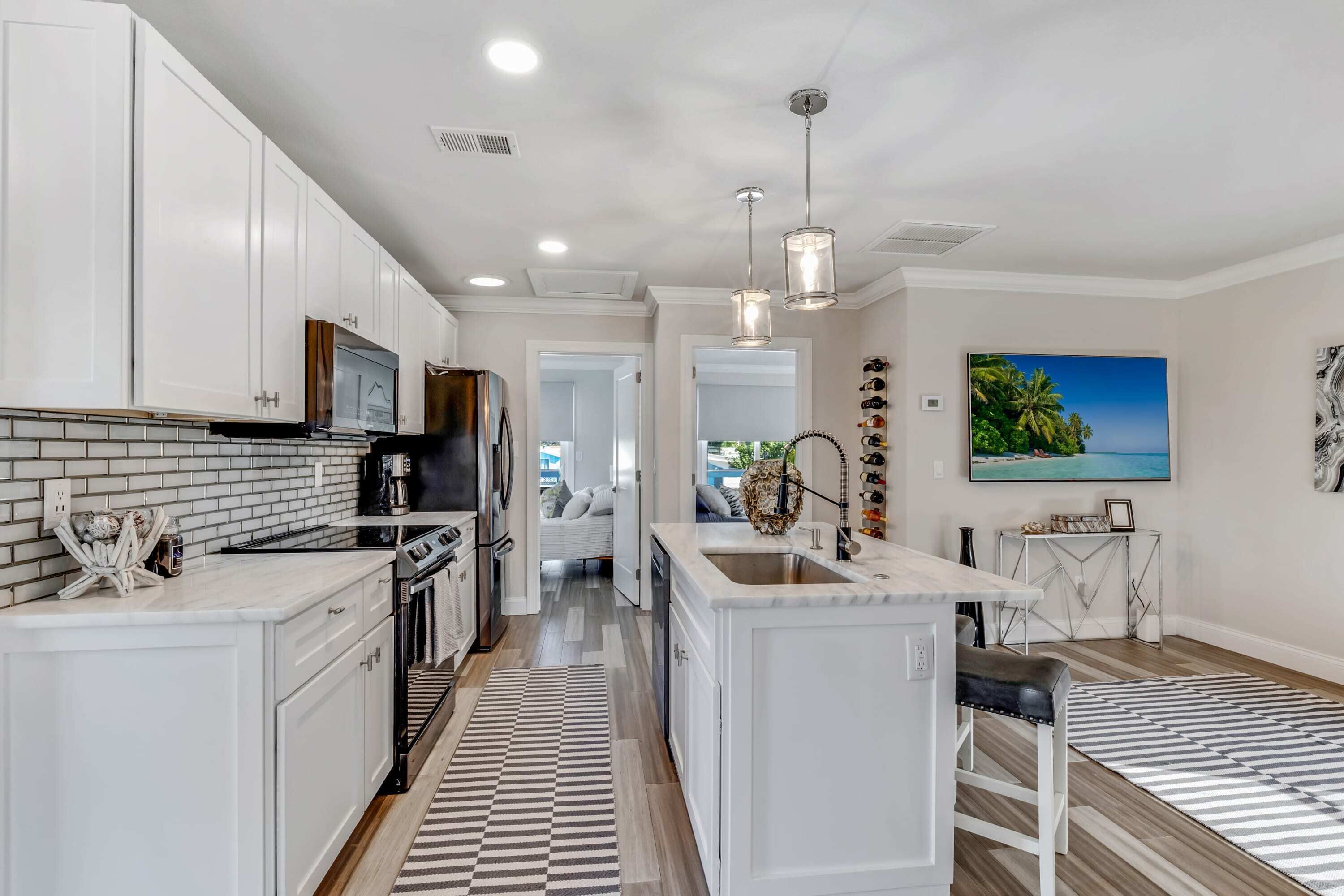 Canal Front Stilt Home: Waterfront Bliss