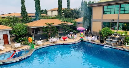 Welcome Garden's Hotel