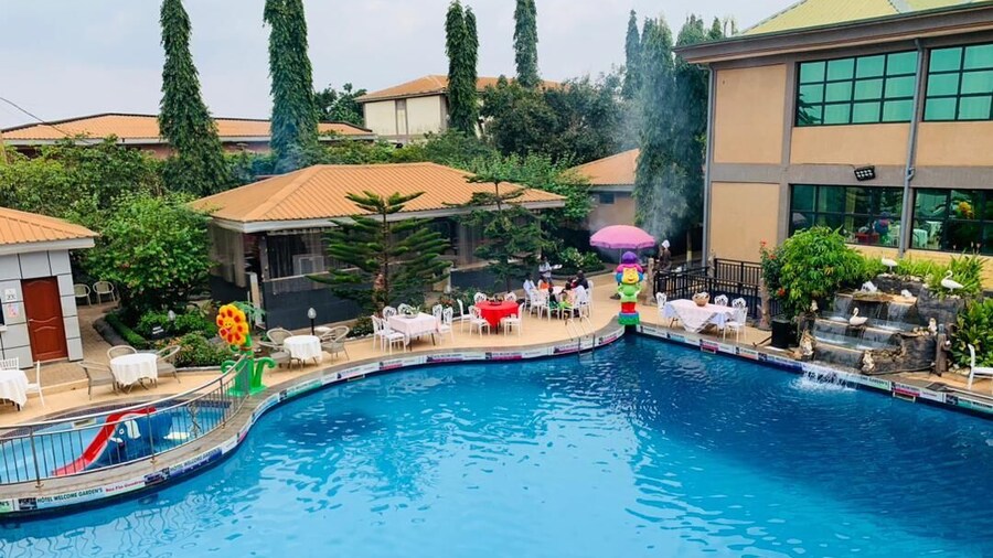 Welcome Garden's Hotel