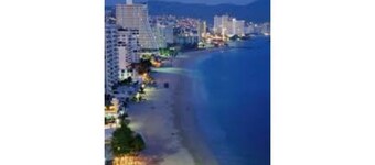 immerse yourself in Mexican living. B. & B.  5 min. walk to beach ,Playa  Bonfil