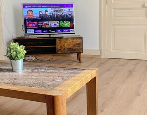 Interior - Appartement entier 92 m2, 3 chambres et 1 salon, proche centre ville, parking (Belfort)