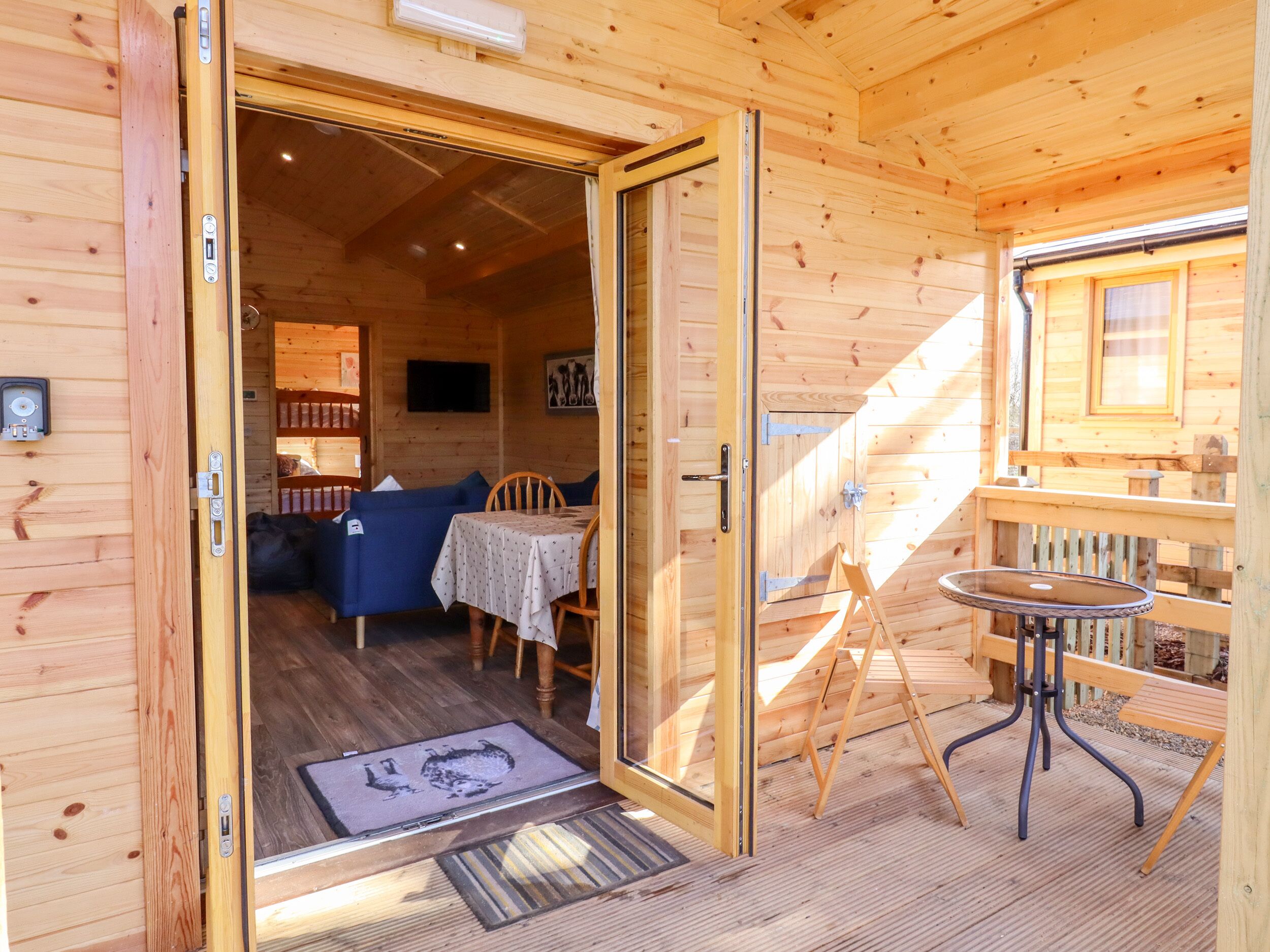 Cottage | Property grounds