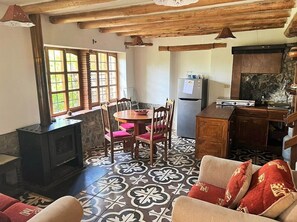 Fireplace - Encantadora cabaña (Cusco)