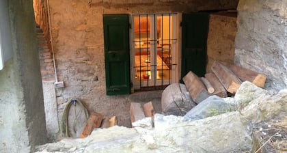 MIRELLA HUT