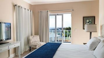 Family House | 4 bedrooms, individually decorated, individually furnished, desk