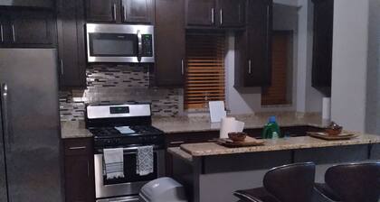 BEAUTIFUL 4/20 FRIENDLY 2 BR 2 BA DUPLEX -TWO FLOORS - IN SIZZLING SOUTH SHORE!