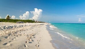 Playacar Beach nearby.