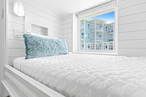 3 Schlafzimmer, Schreibtisch, Bügeleisen/Bügelbrett, WLAN