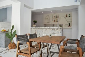 泳池景观，每天营业