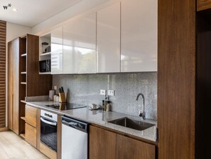 Fridge, microwave, oven, stovetop - w* | Fantastic Loft in Parque 93 (Bogotá)