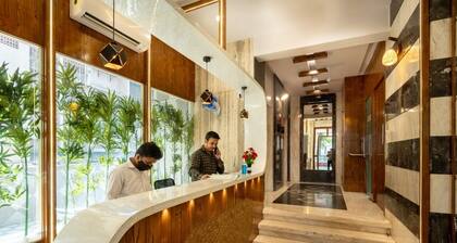 2 bedroom apartment near Mumbai Airport