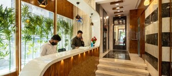 2 bedroom apartment near Mumbai Airport