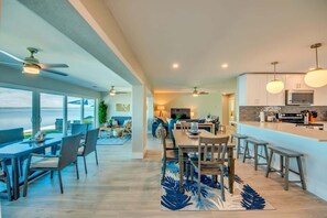 Dining - 274 Curlew St. - Modern Bayfront Home with Pool! (Fort Myers Beach)