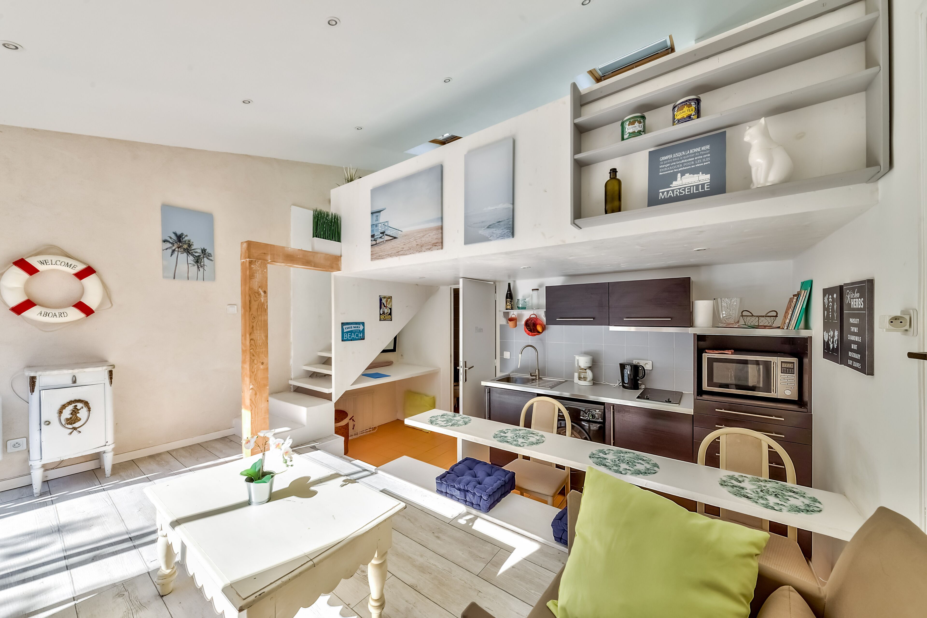 Superb apartment at La Madrague next to the Calanques