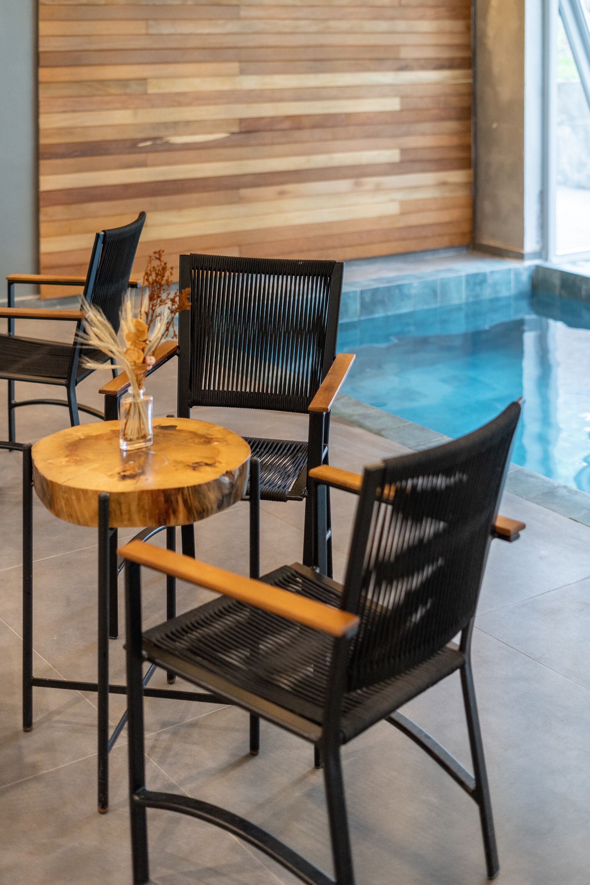 indoor pool, pool loungers