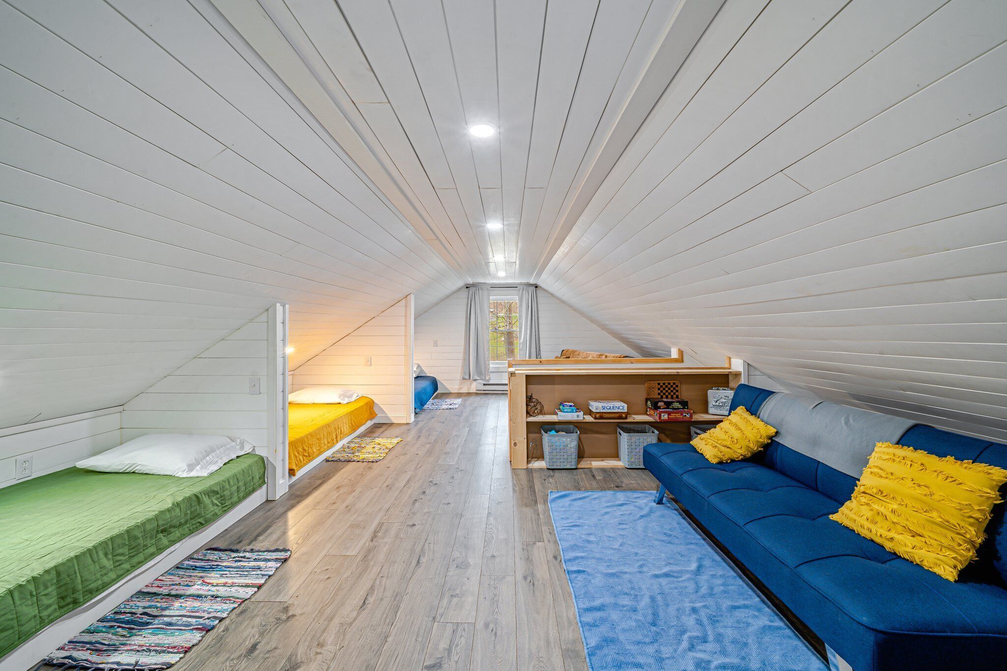 3 bedrooms, iron/ironing board, travel cot, free WiFi