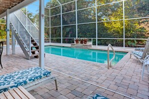 Ulkouima-allas, lämmitetty uima-allas